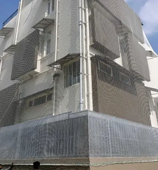 Building safety net installation